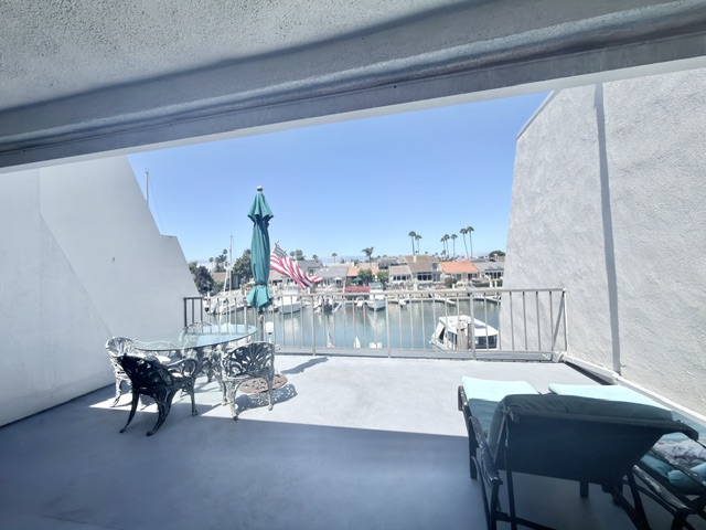 92 Antigua Court - 1